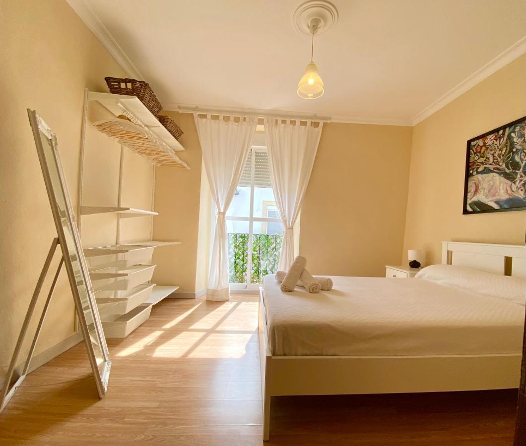 La Casa Del Brujo De La Guitarra Apartment เฮเรซ เด ลาฟรอนเตรา ภายนอก รูปภาพ